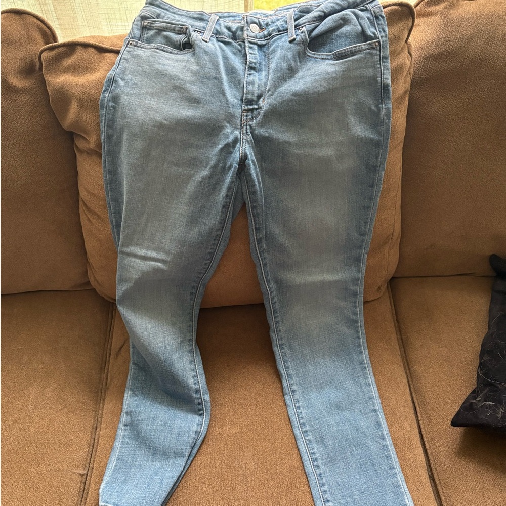 Levi's Women's Straight Leg Jeans in Light Blue